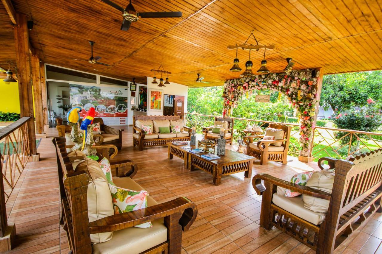 Deluxe Suites Guacamayos - Eco-Lodge & Swimming Pool Bonao Exterior photo