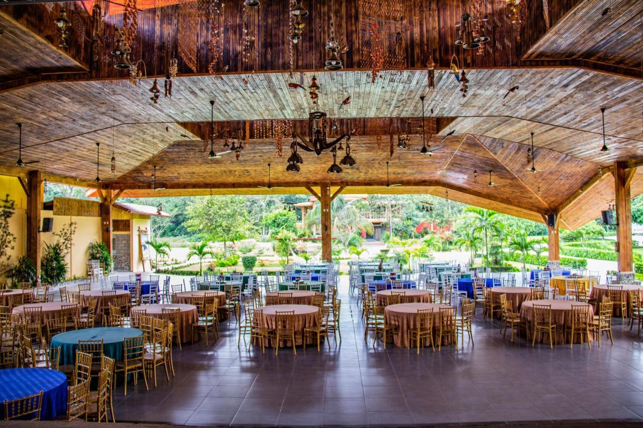 Deluxe Suites Guacamayos - Eco-Lodge & Swimming Pool Bonao Exterior photo