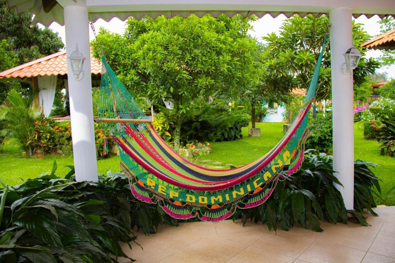 Deluxe Suites Guacamayos - Eco-Lodge & Swimming Pool Bonao Exterior photo